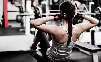 健身圈动感吃瓜,动感吃瓜，揭秘健身界的趣味瞬间