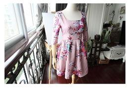 吃瓜连衣裙店主,揭秘吃瓜连衣裙店主的时尚秘密