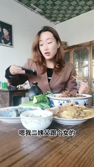 吃瓜姨太小号,网络红人的幕后故事