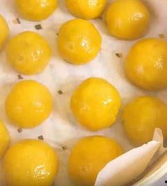 球球吃瓜很甜,揭秘甜蜜背后的秘密