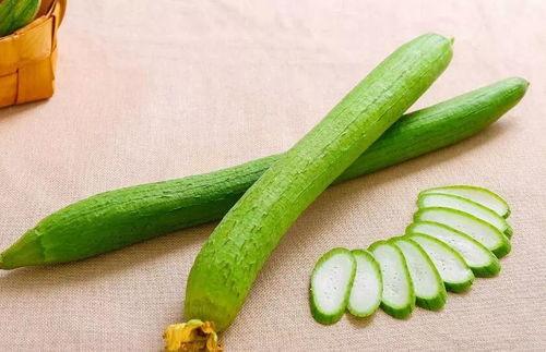 今日立秋吃瓜,瓜果飘香，品味秋天的第一口甜蜜