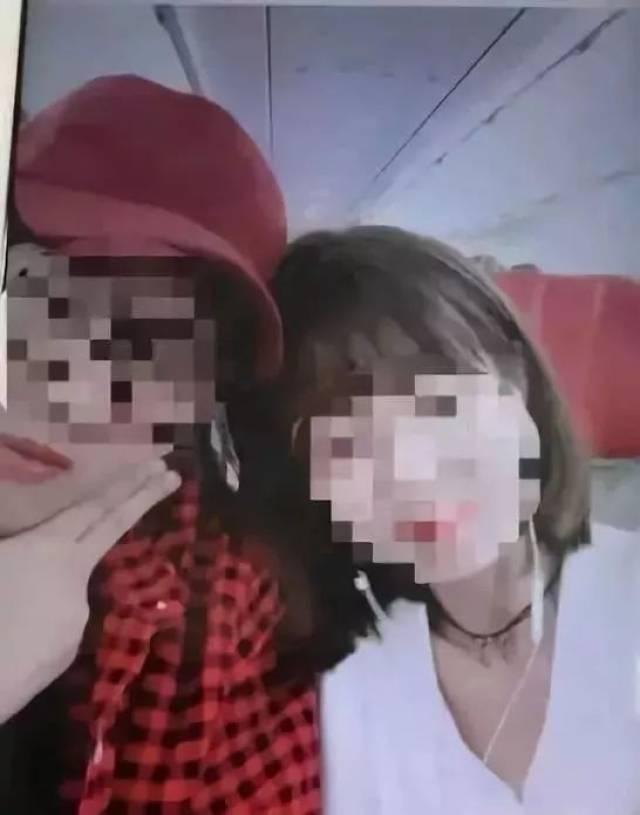 空姐吃瓜图片,空姐与瓜果的甜蜜邂逅