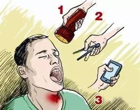 小孩给老人吃瓜,小孩给老人送瓜，温馨瞬间感动人心